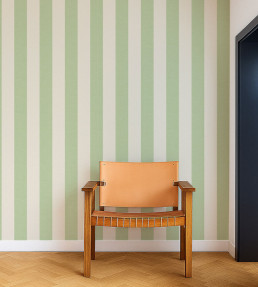 Central Stripe Wallpaper - Pea Green Pea Green
