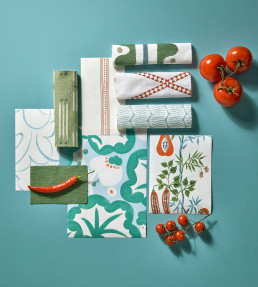 On The Vine Wallpaper - Tangerine/Kelly Green Tangerine/Kelly Green