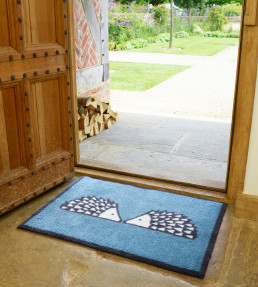Kissing Spike Door Mat, Turquoise Turquoise