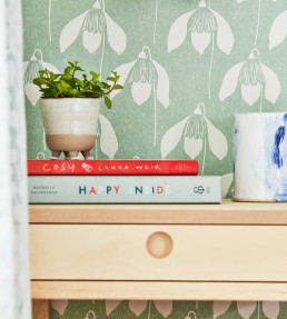 Snowdrop Wallpaper - Sage Sage
