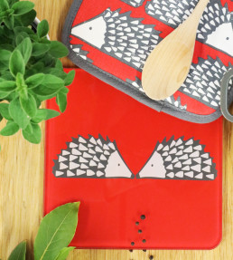 Spike Hot Pot Stand, Red Red