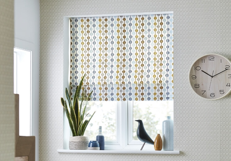 Measuring guide Roman blinds